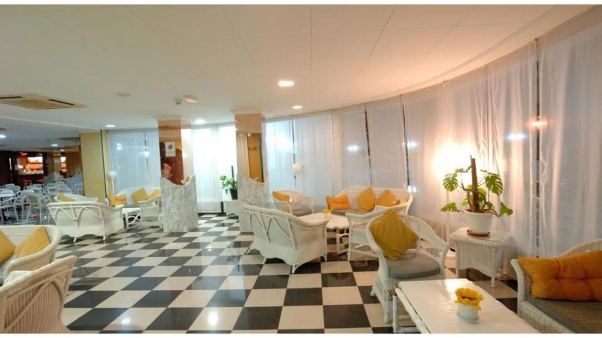 Santa Monica Playa Hotel Salou